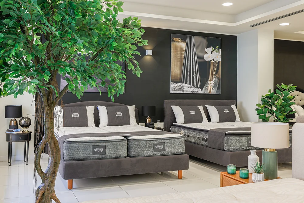 SIMMONS | PREMIUM RESELLER