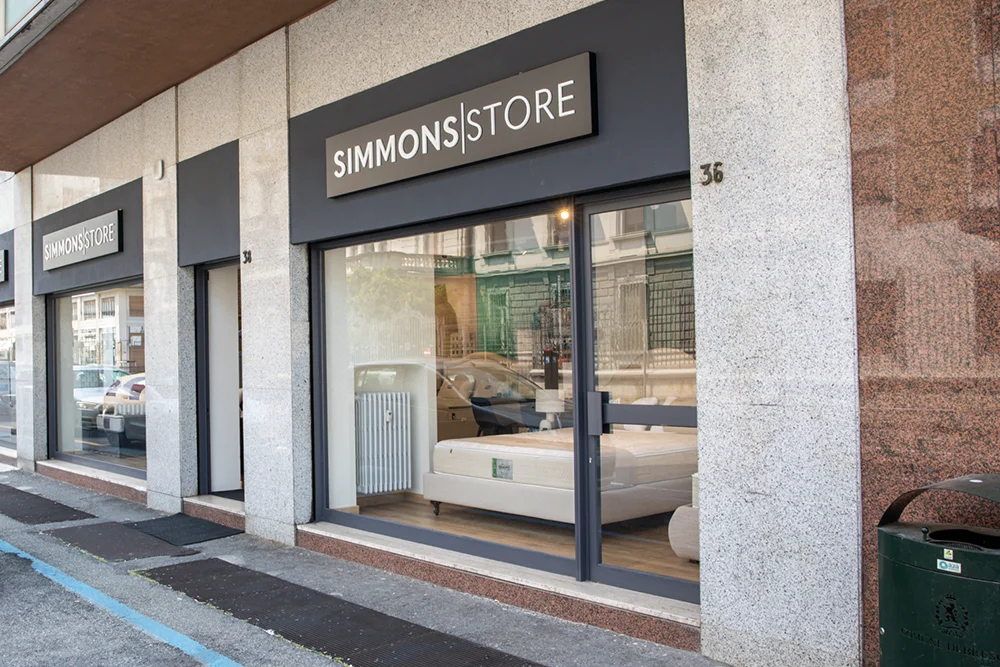 SIMMONS | STORE - Brescia