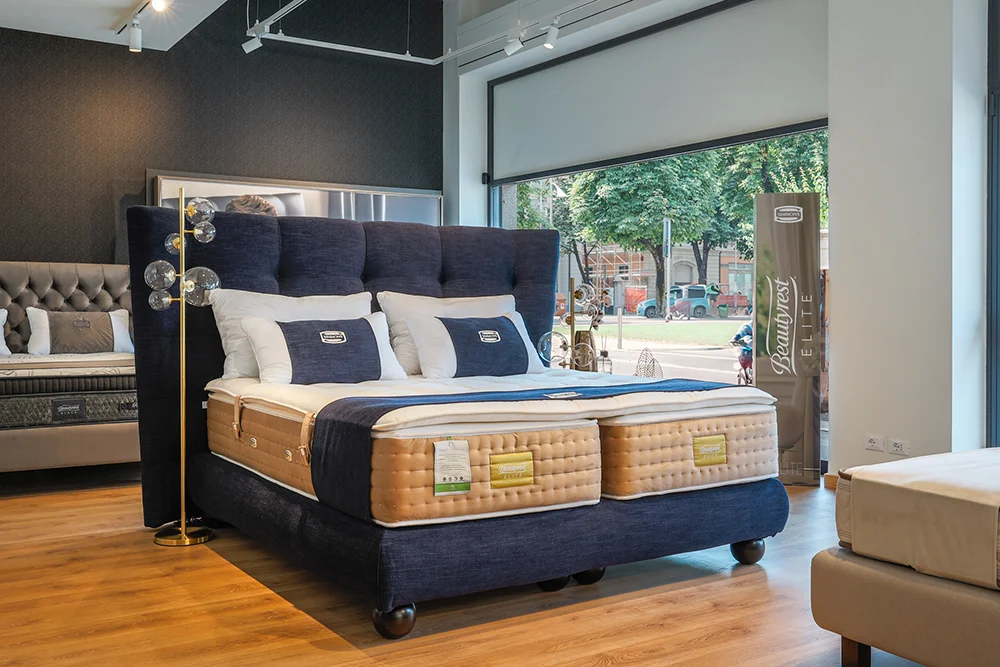 SIMMONS | STORE - Brescia