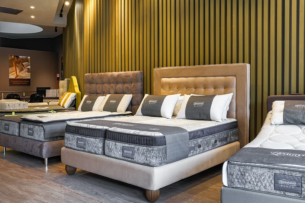 SIMMONS | STORE - Milano