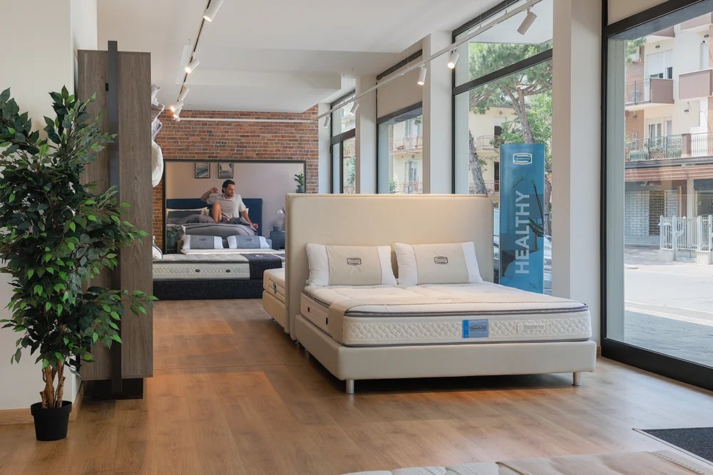 SIMMONS | STORE - Rimini