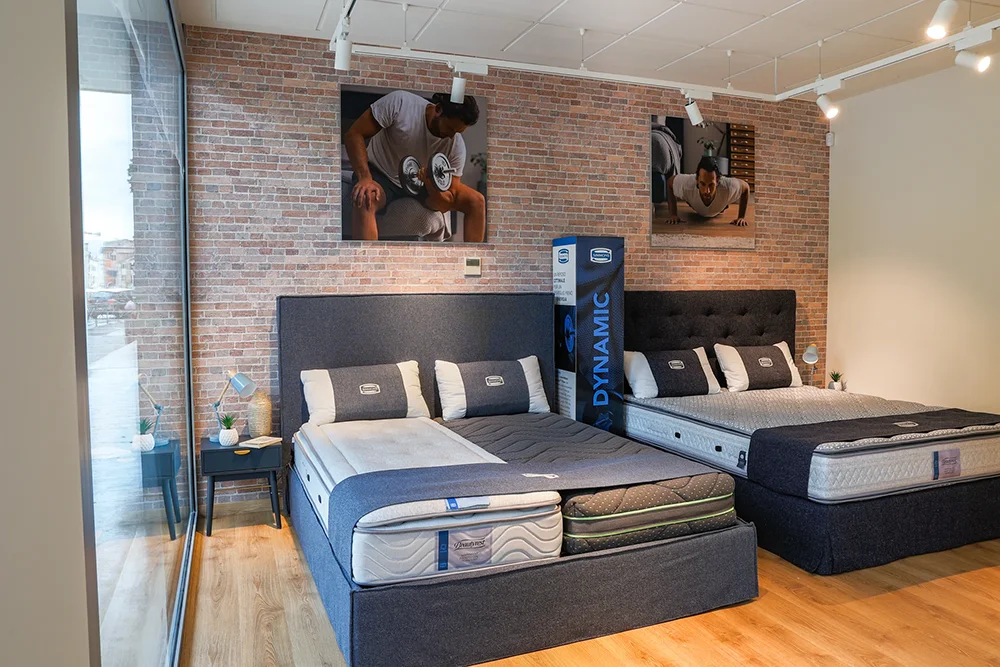 SIMMONS | STORE - Treviso