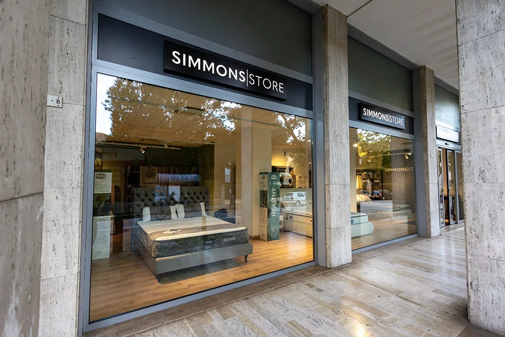 SIMMONS | STORE - Treviso