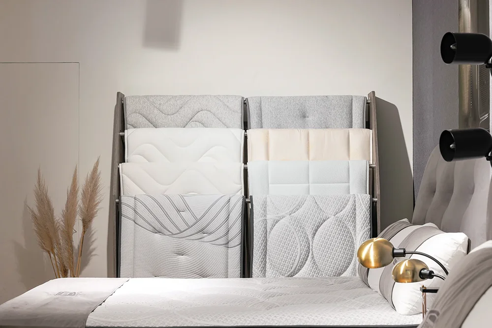 SIMMONS | STORE - Varese
